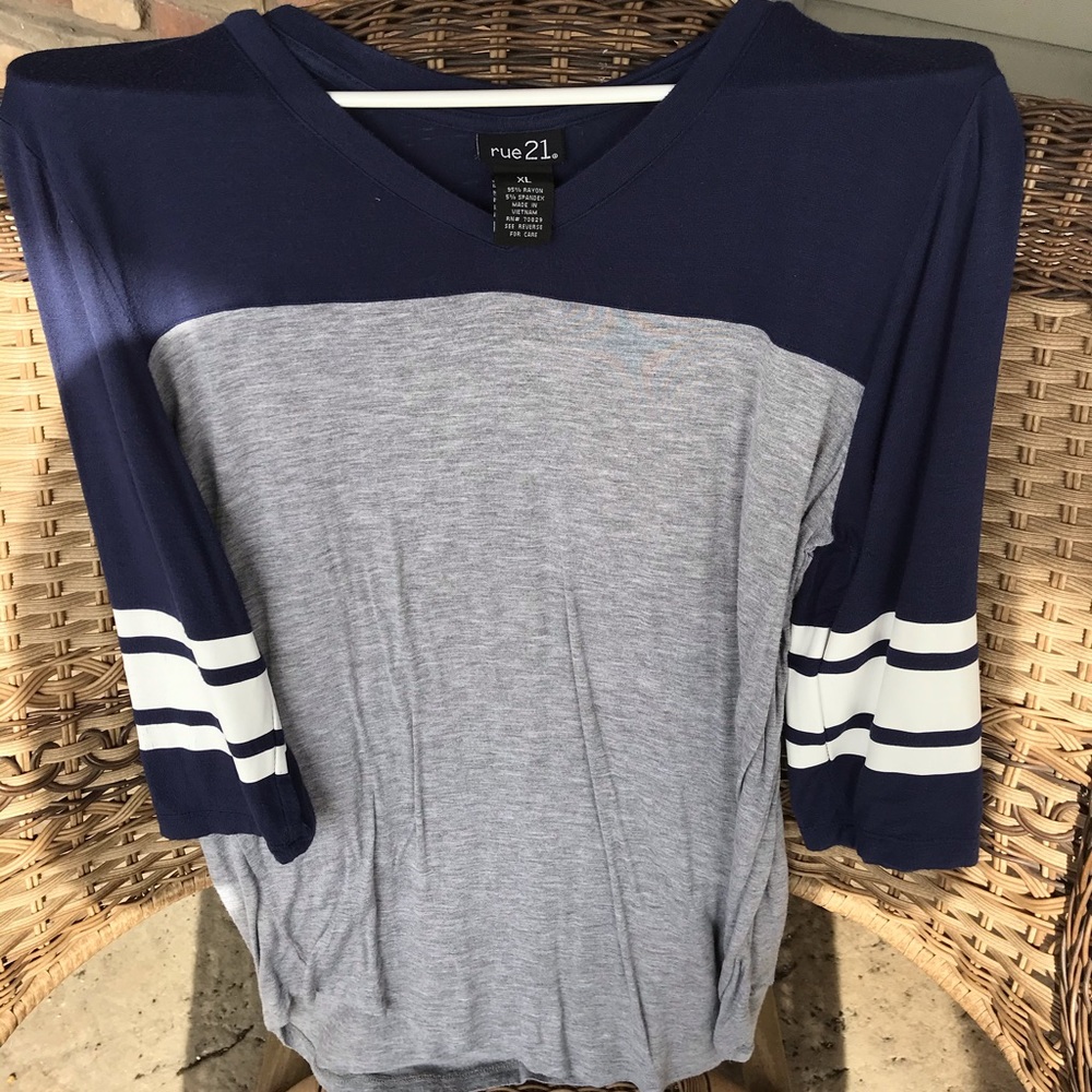 Rue 21 Mid Sleeve Top